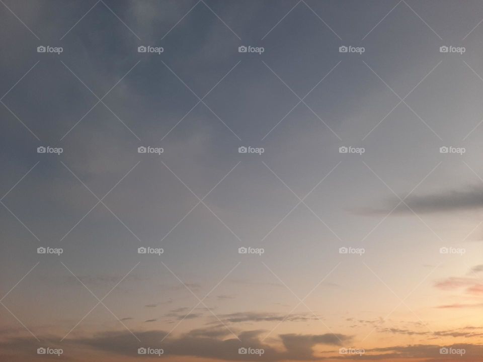 Please, I want you to support me, I need your help, I am poor, I need dollars, please