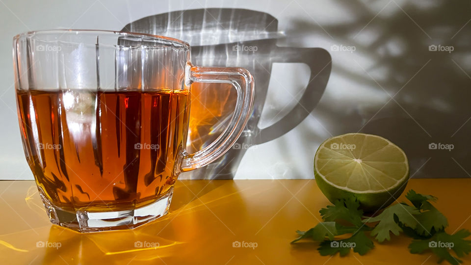 Tea cup and shadow 