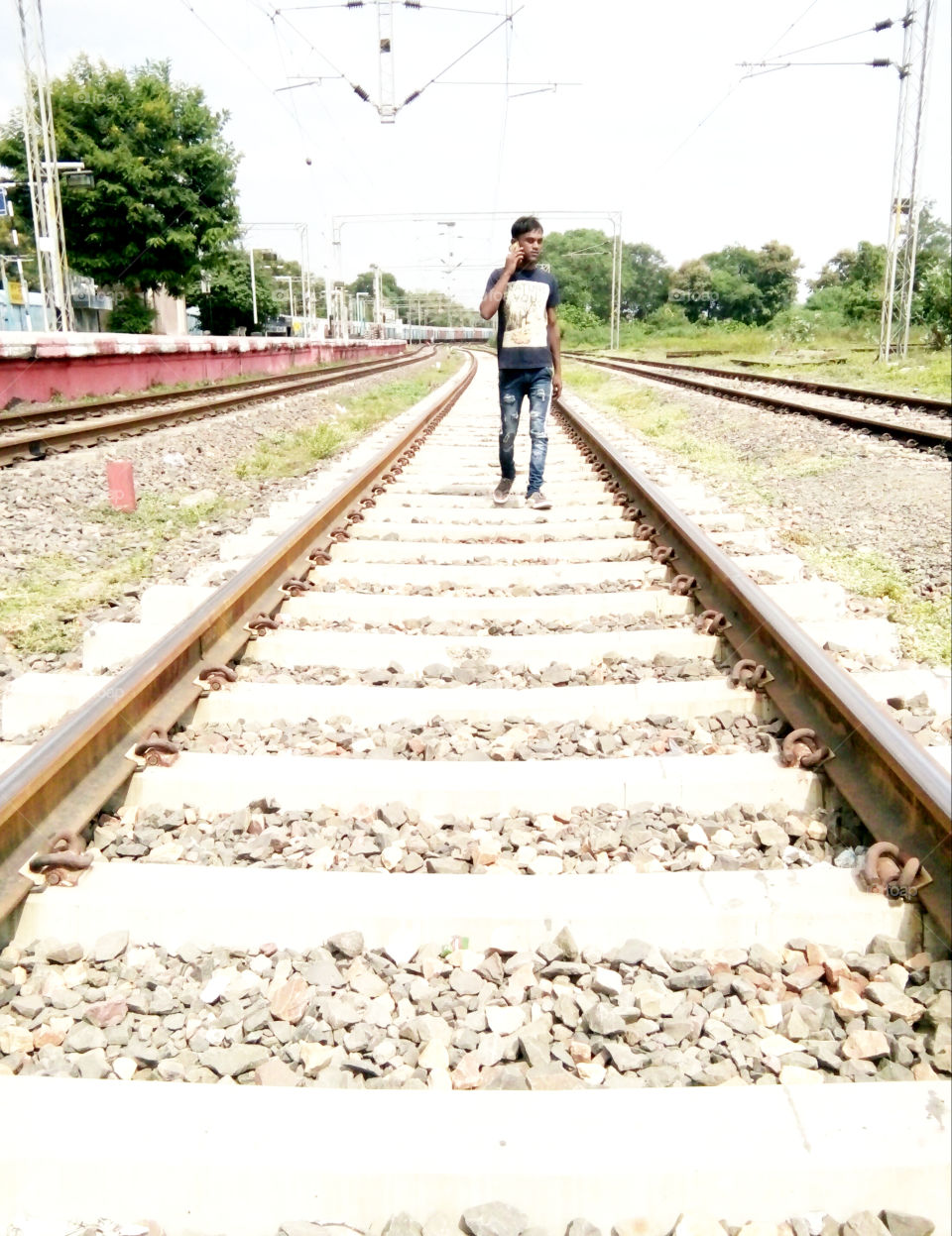 male model photo,boy in jeans t shirt photo,model on railway track photo,boy best photo,model photo,good photo of model,natural style photo of model,best photo of indian model,real and natural photo,good colour photo of young boy,faishan photo