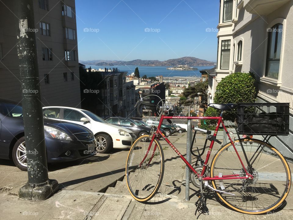 San Francisco is a city for those who enjoy the climb! Self proclaimed, number one bicycle delivery guy in the city