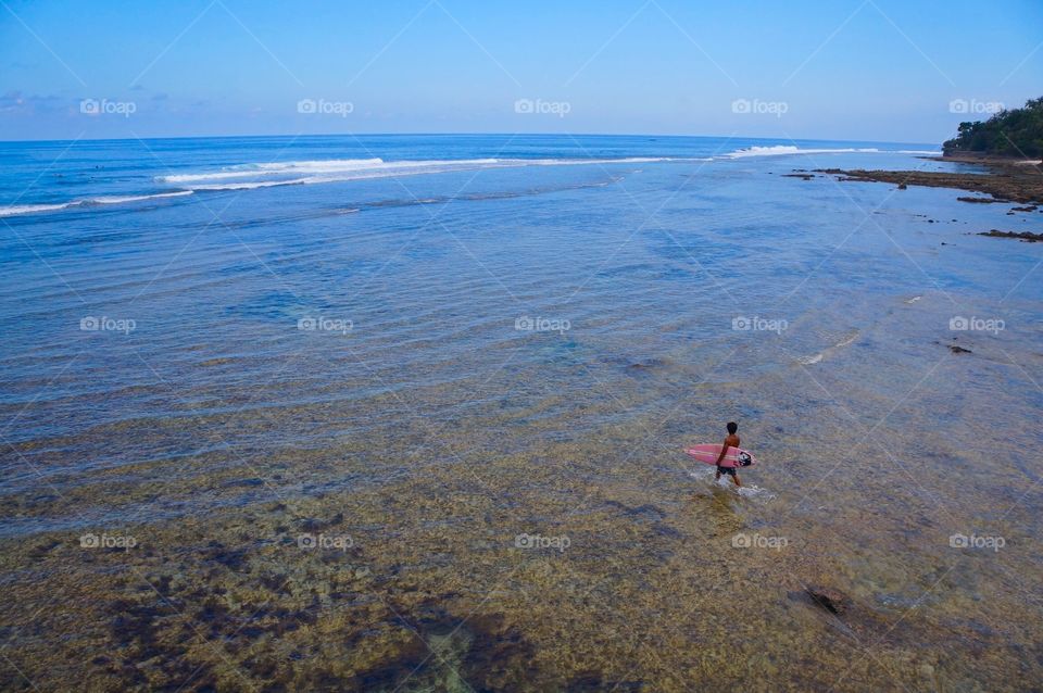  surfing in cloud 9, general Luna, siargao,  Philippines