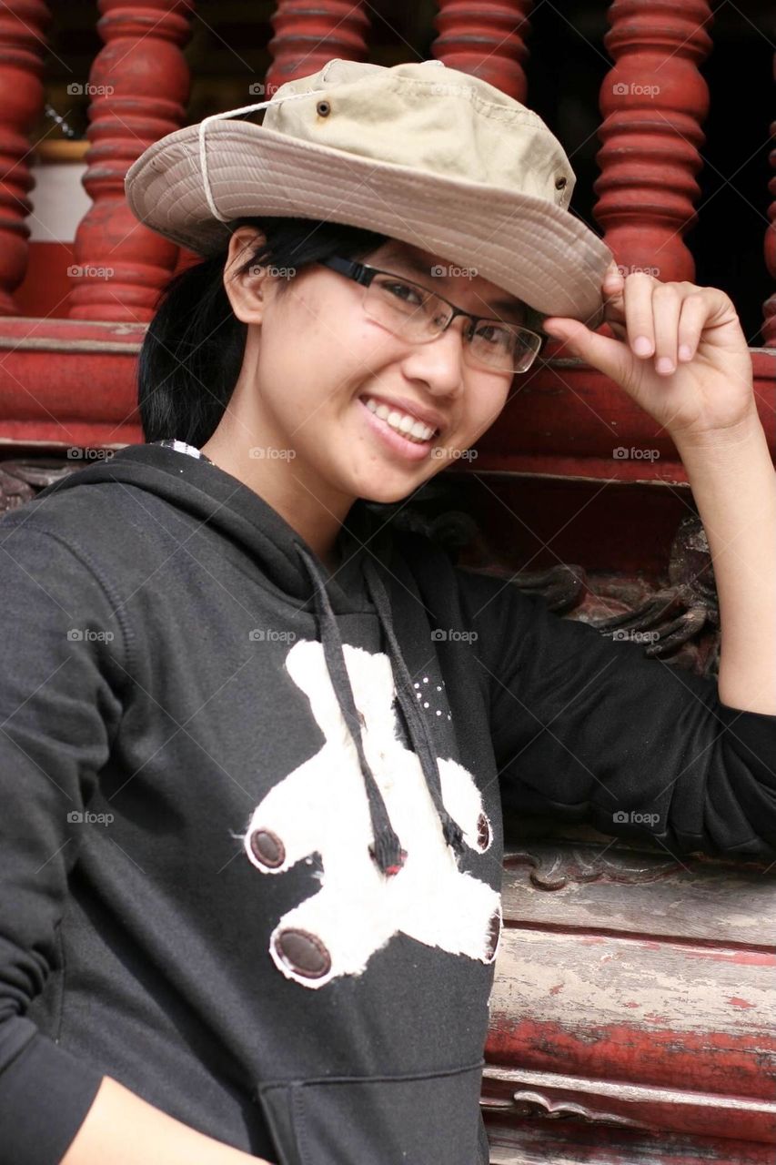 There are lots of ways to be funny in a costume.
It's time to break the mold and dress up in something totally outrageous and crazy! Create your own new style and show all your friends!