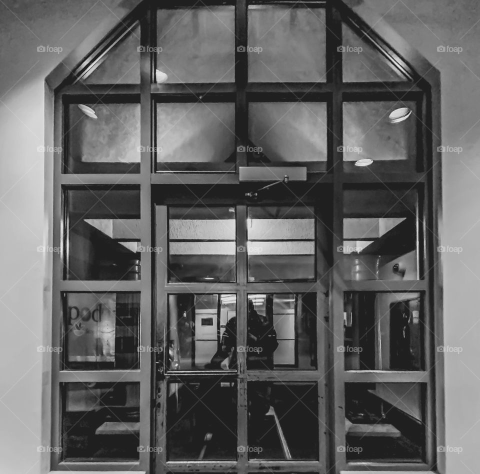 Architecture and symmetry 