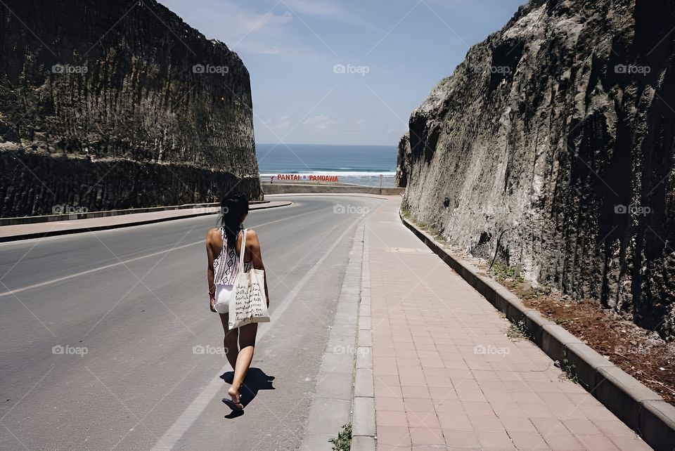 to the way of beach road