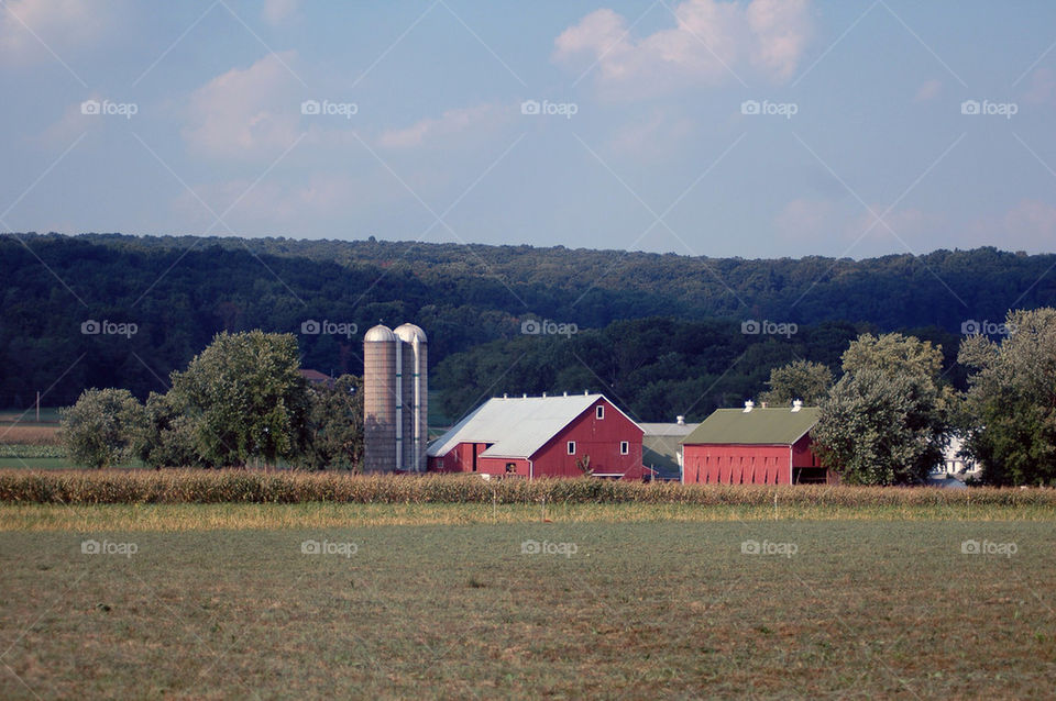 county red barn farm by sixcrows