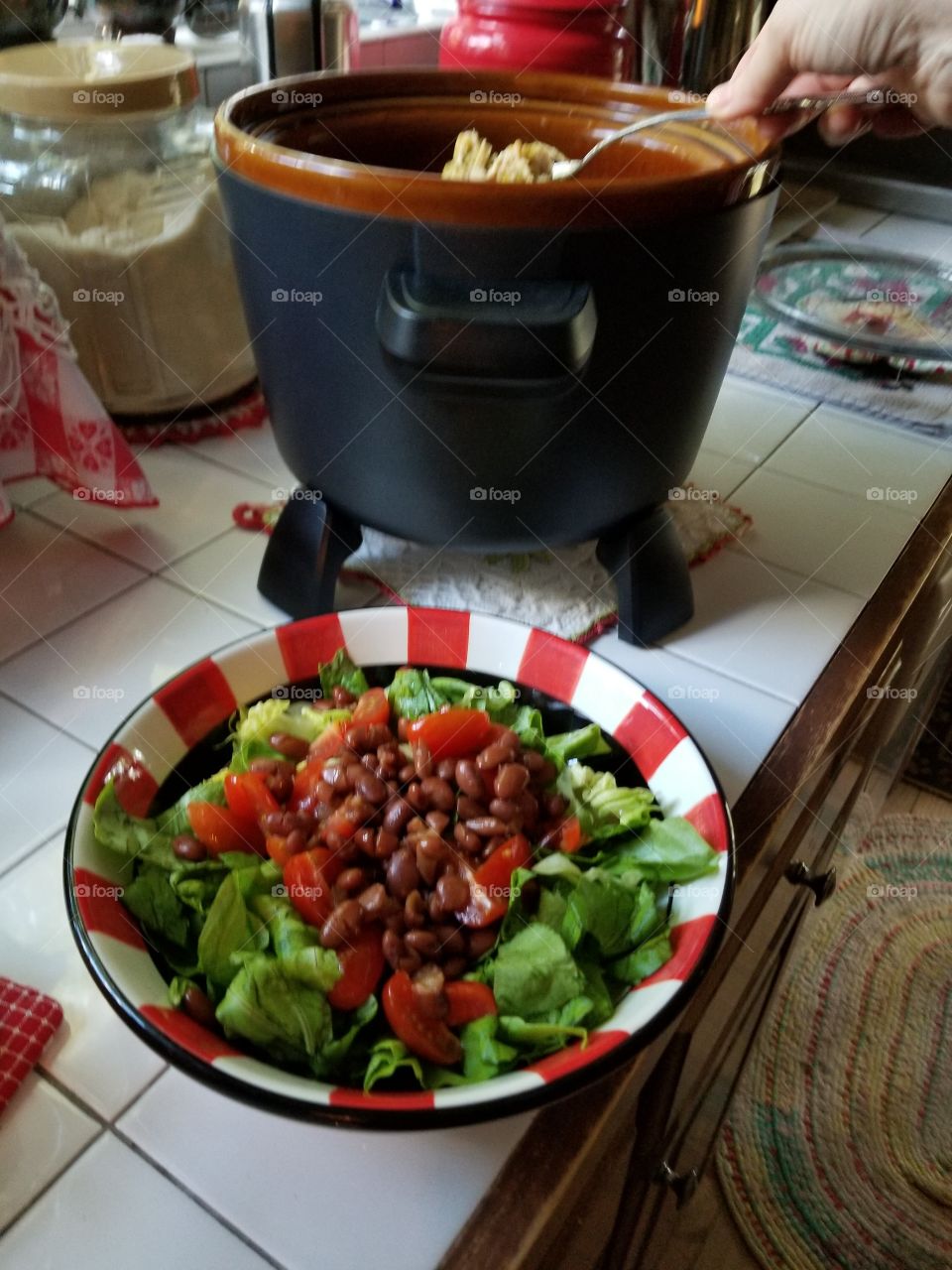 Dishing Up the Green Chili Chicken to Put on Top of My Salad...Yum❣🥗