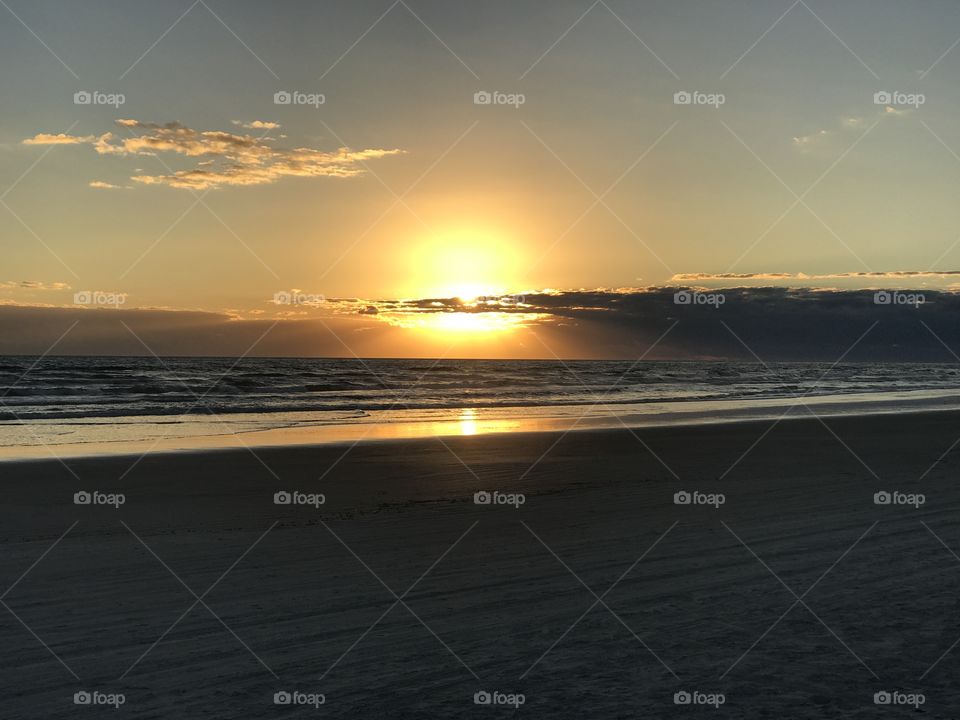 Sunrise on beach 