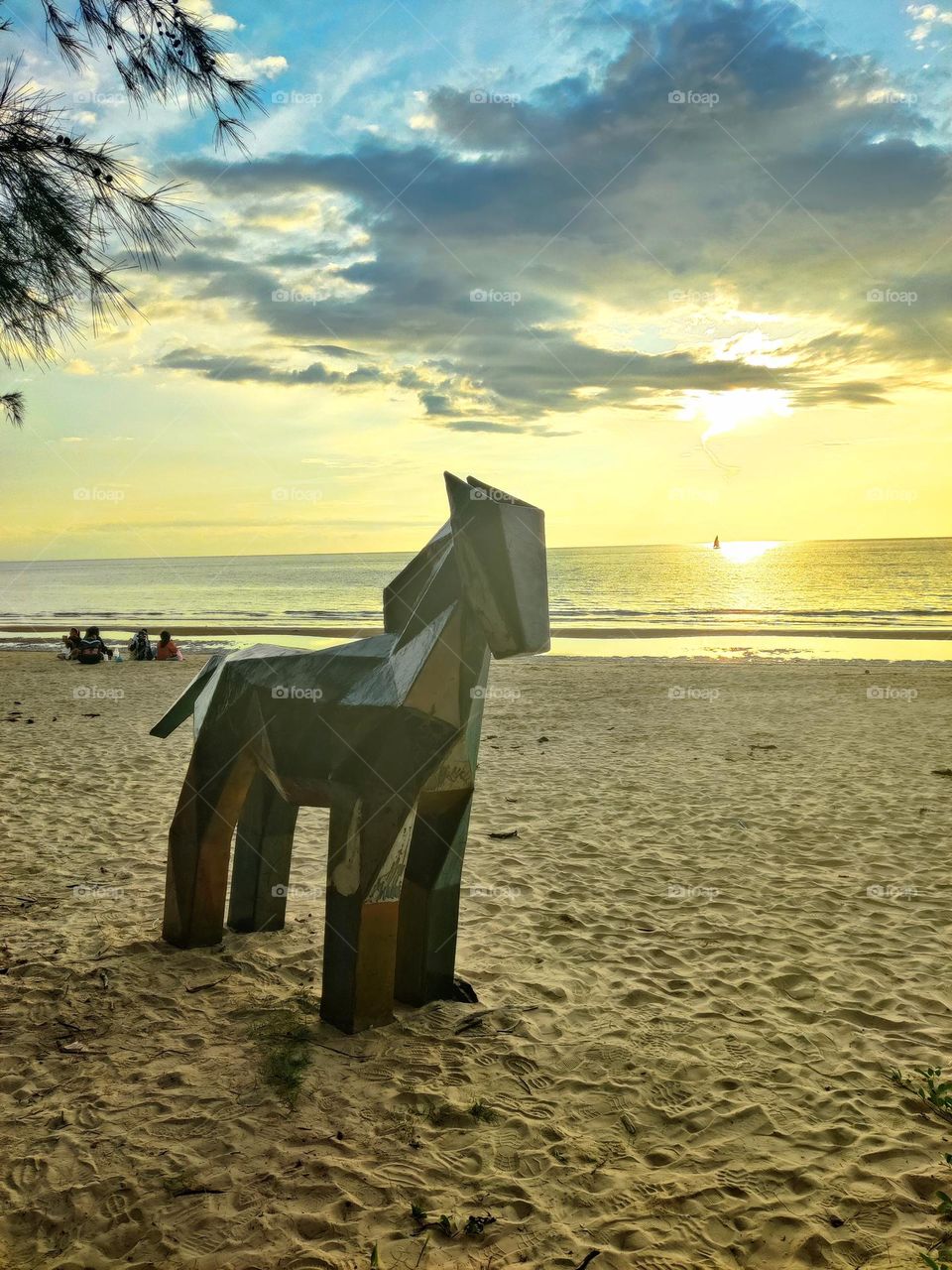 Horse replica on a beach