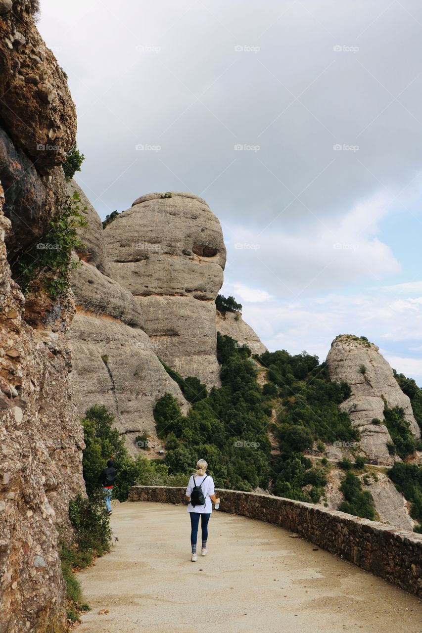 Walking the mountain 