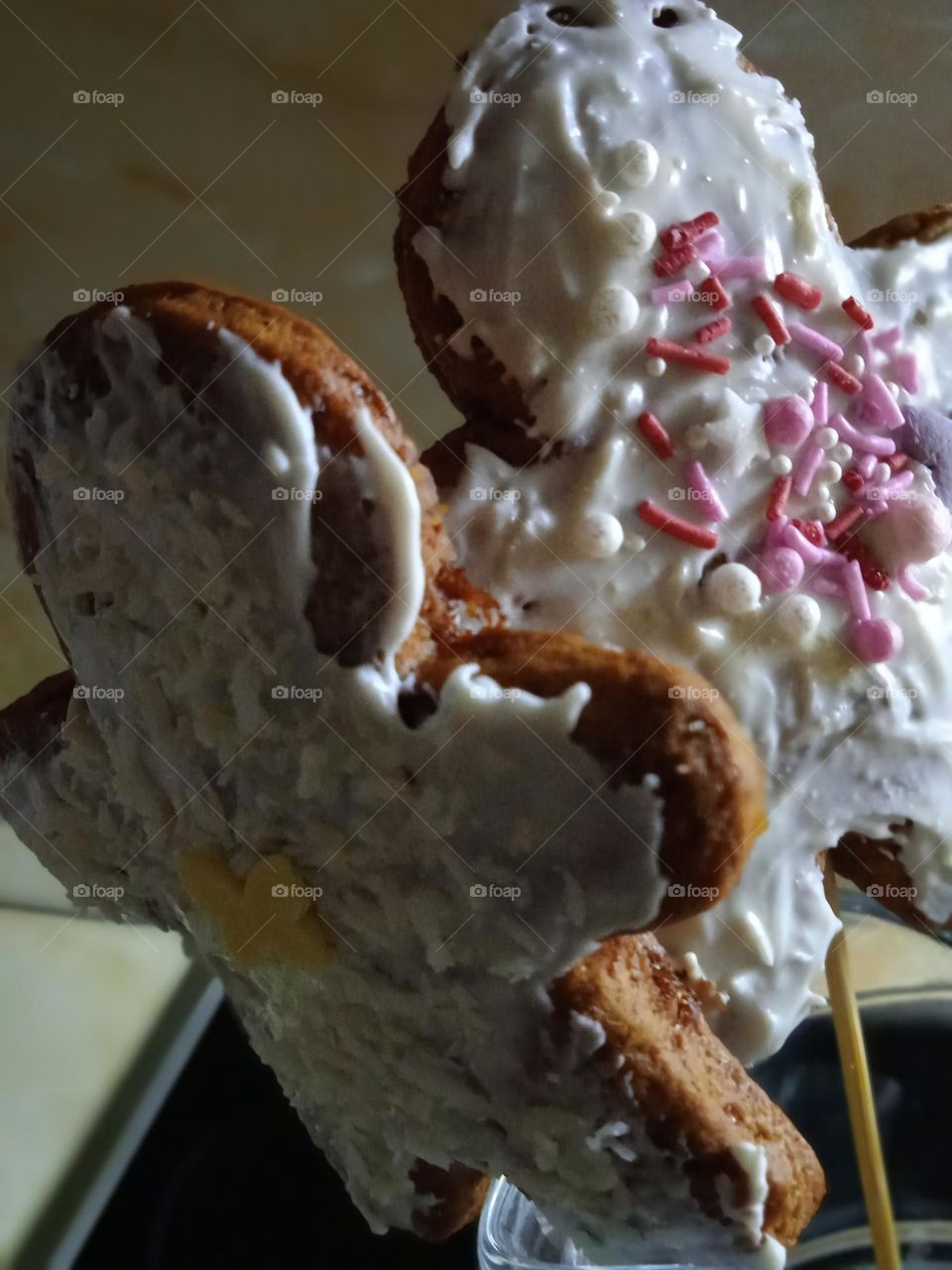 Glazed gingerbread with honey