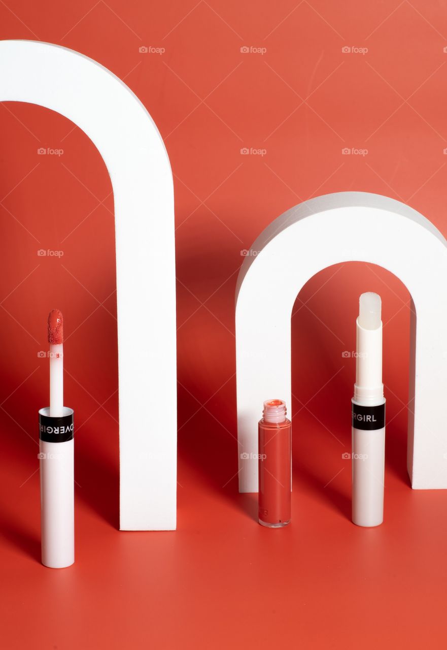My most favorite product shot from Covergirl lip color line! The simplicity and boldness of red with pops white! Just my cup of tea!