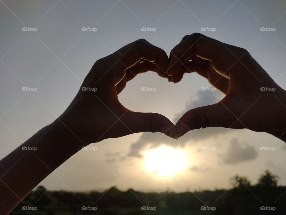 evening photography
sunset 
sun rays
nature