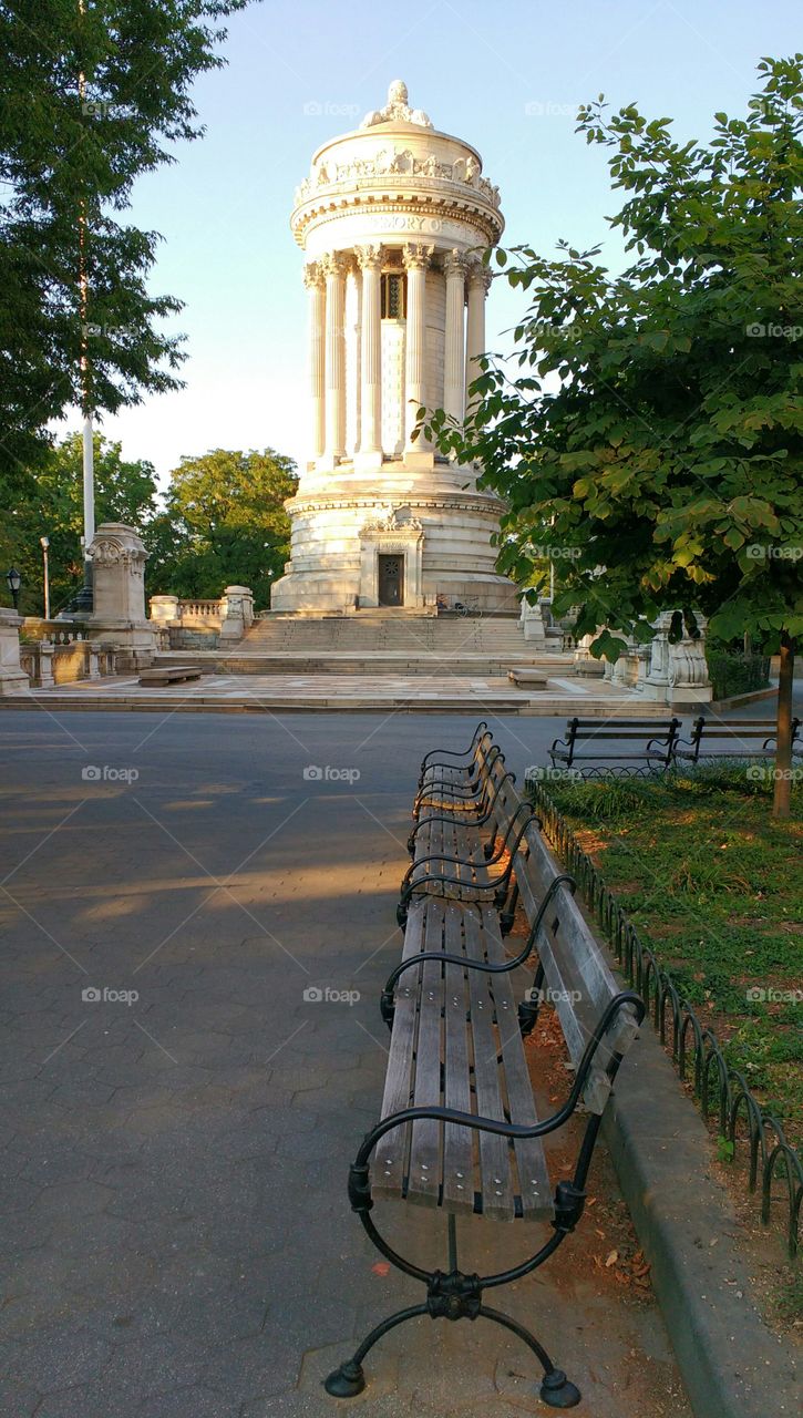 Monument in Riverside Park