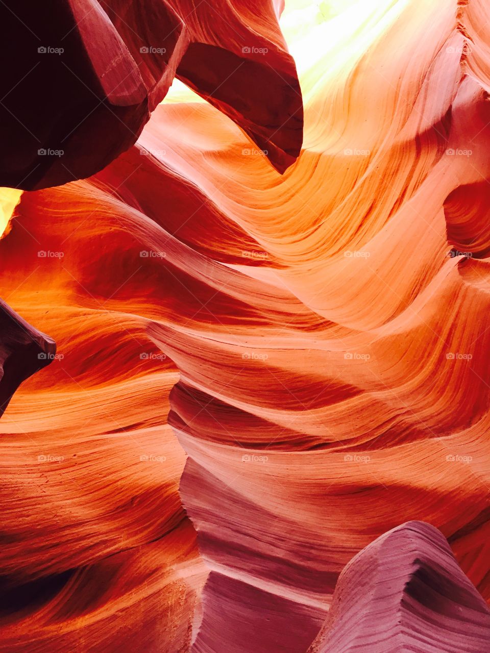 Antelope Canyon peaks and valleys 