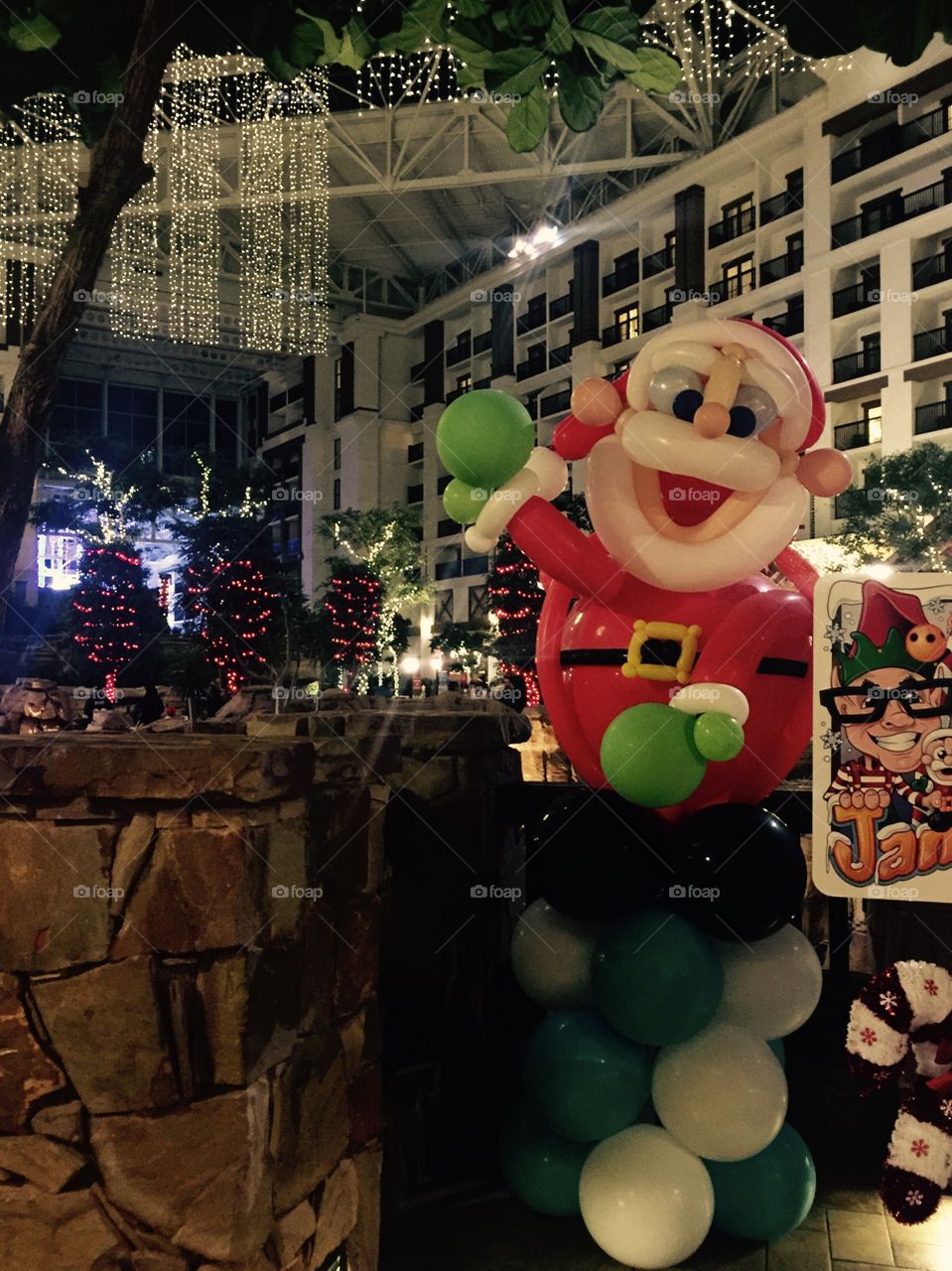 Giant Santa at the Gaylord Texan 