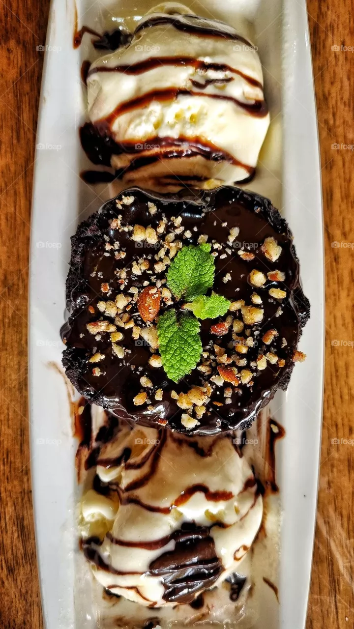 dessert first