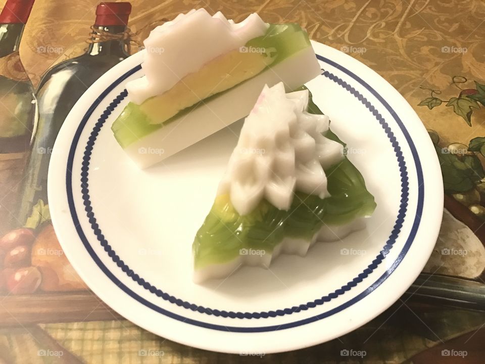 Jello cake with boiled green bean inside