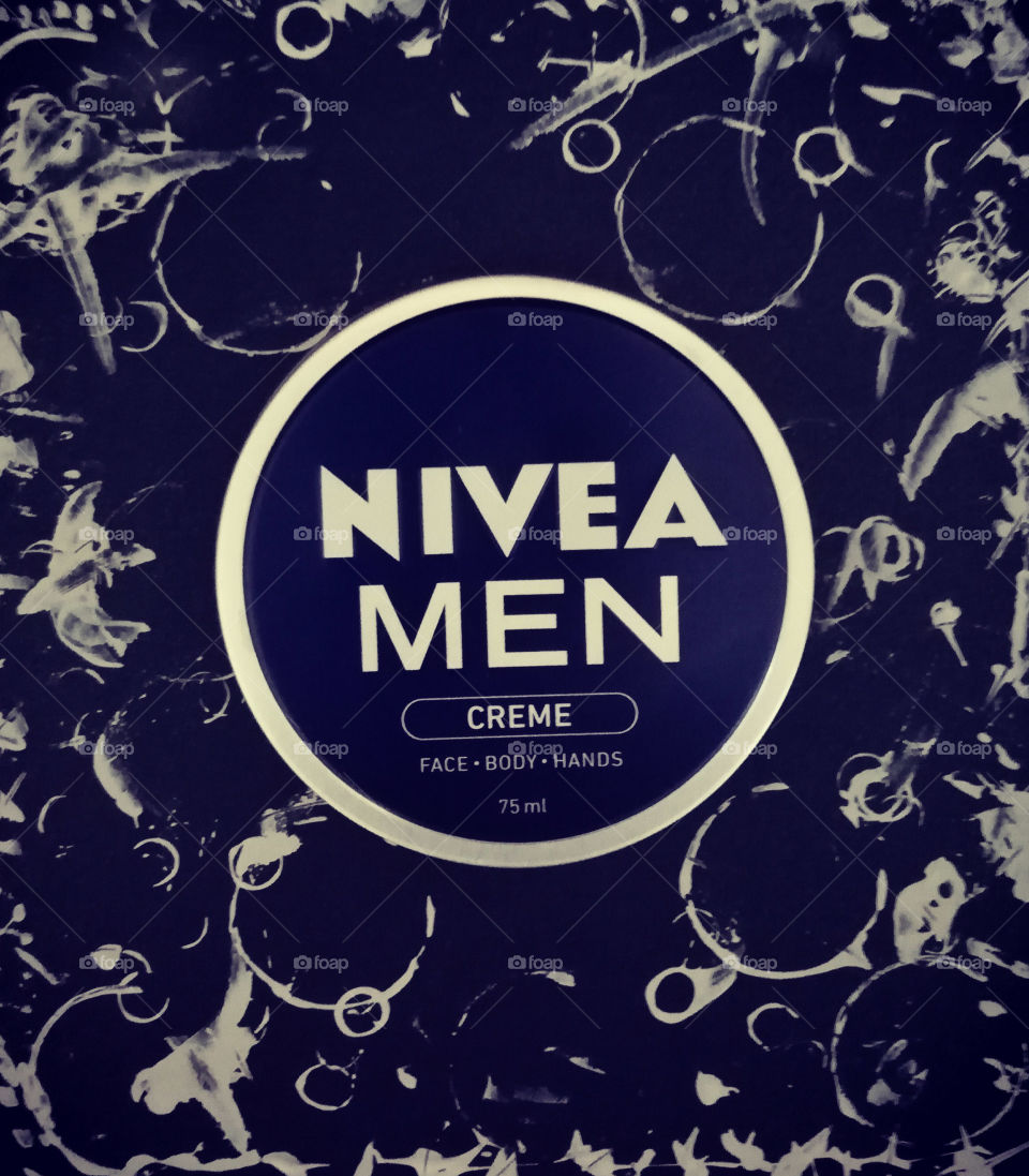 Nivea men creme.