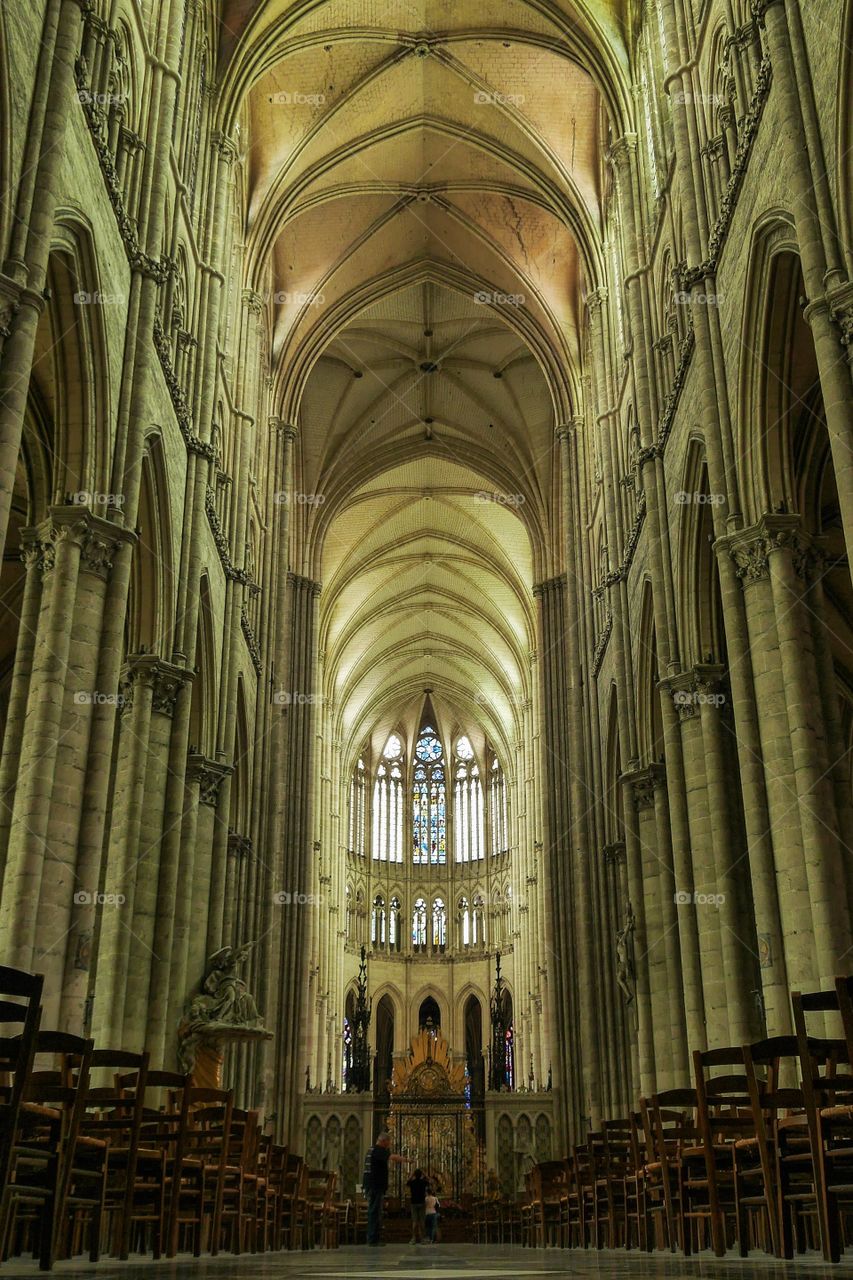 Cathedral of Amiens (France). Discover the beauty of places and photograph the immense cathedral of Amiens