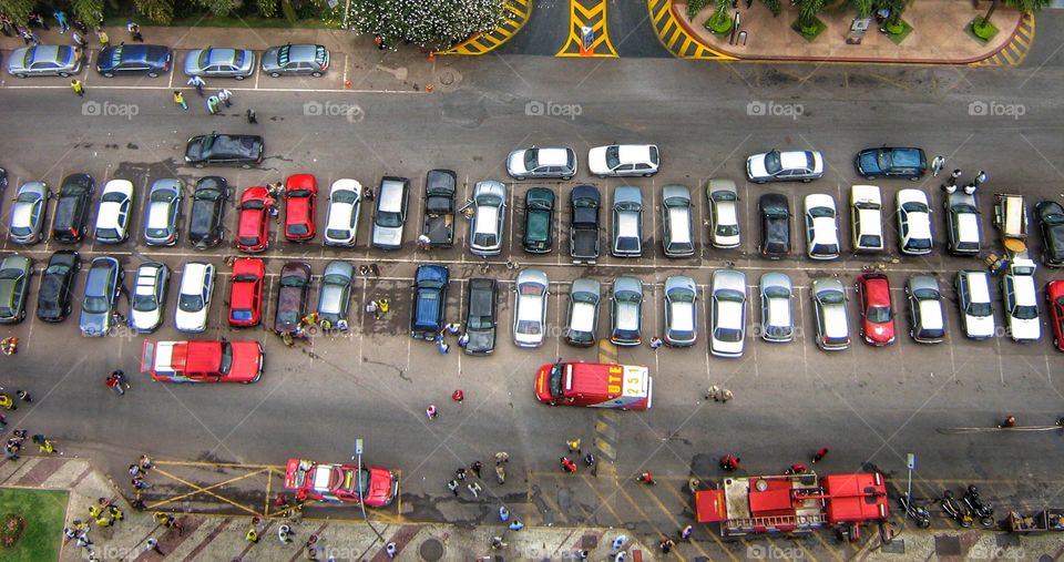 carros automóveis urbano