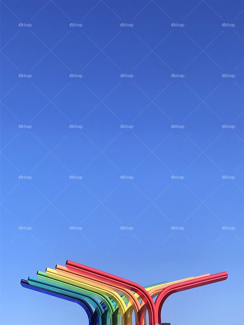 Six colors structure design and clear sky