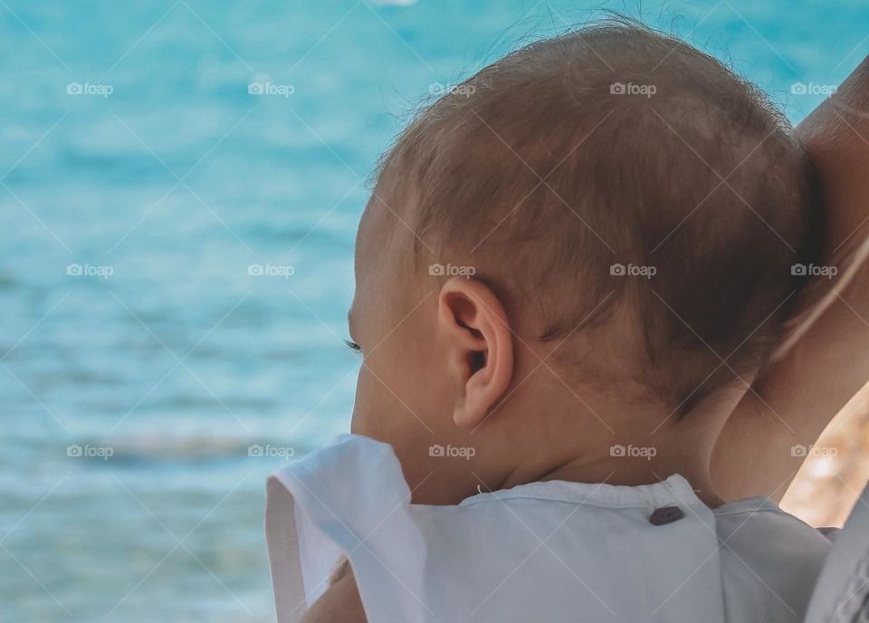 Calm baby is waiting for her mother ❤️