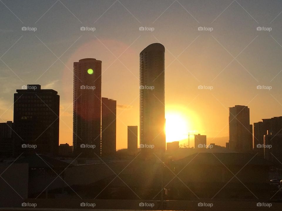 Sun going down in Hawaii