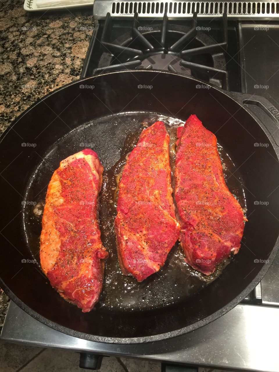 New York steak cast iron skillet 