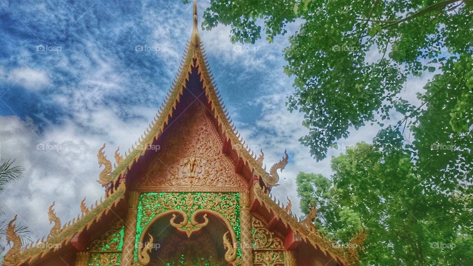 Temple, leaf 
// วัดบ้านเด่น