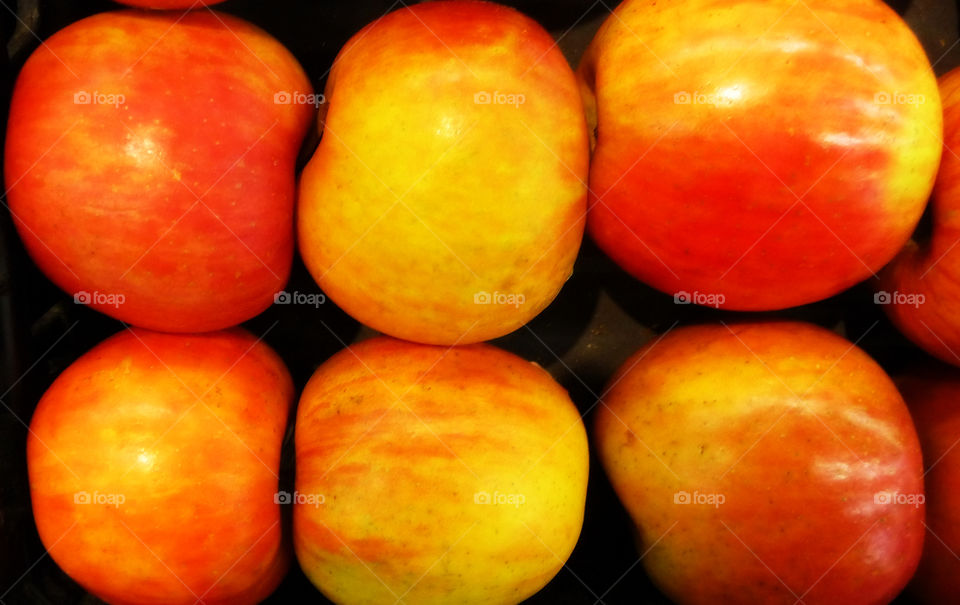 Apples