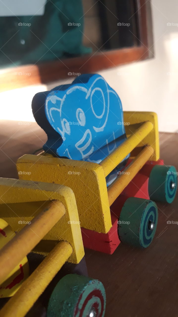 toy🐘