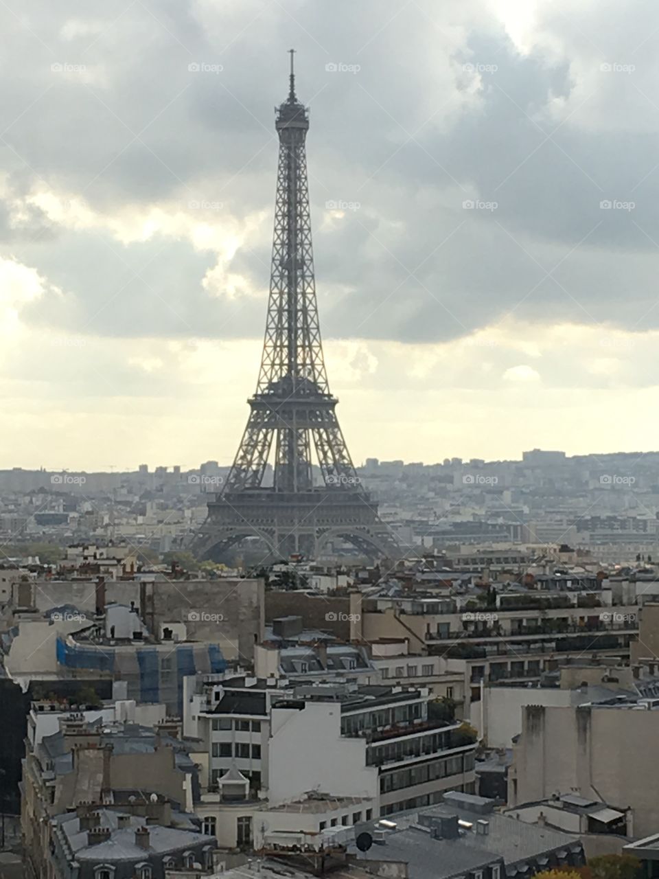 View of the Eiffel Tower from the top of the arc de triomphe, Paris 