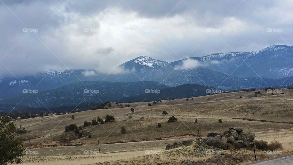 Clouds on the mountain