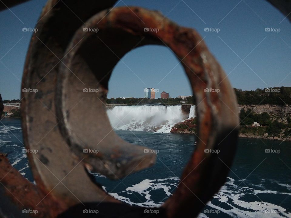 Distant photo of Niagara Falls, Toronto, Canada