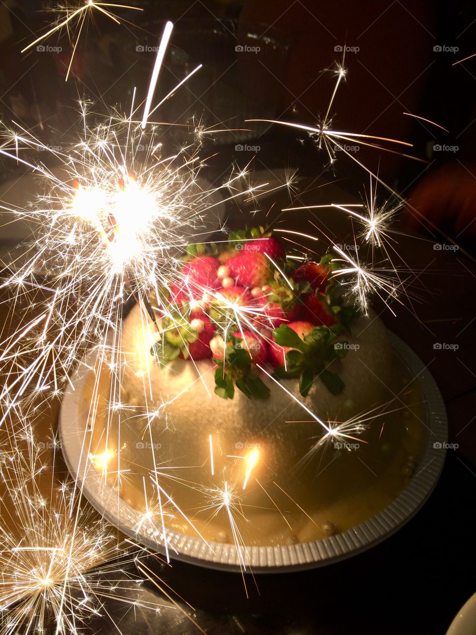 Bolo de aniversário em festa