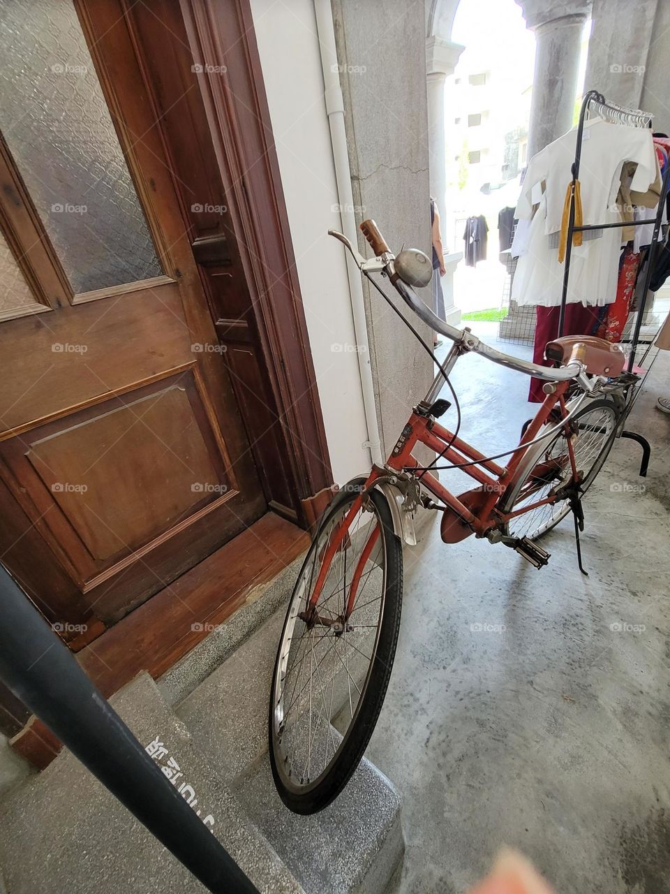 A bicycle parked in the monument