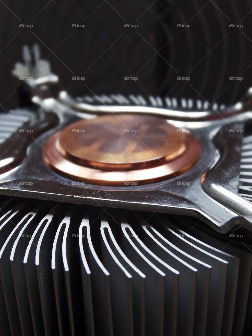 Copper central CPU cooler surface ...