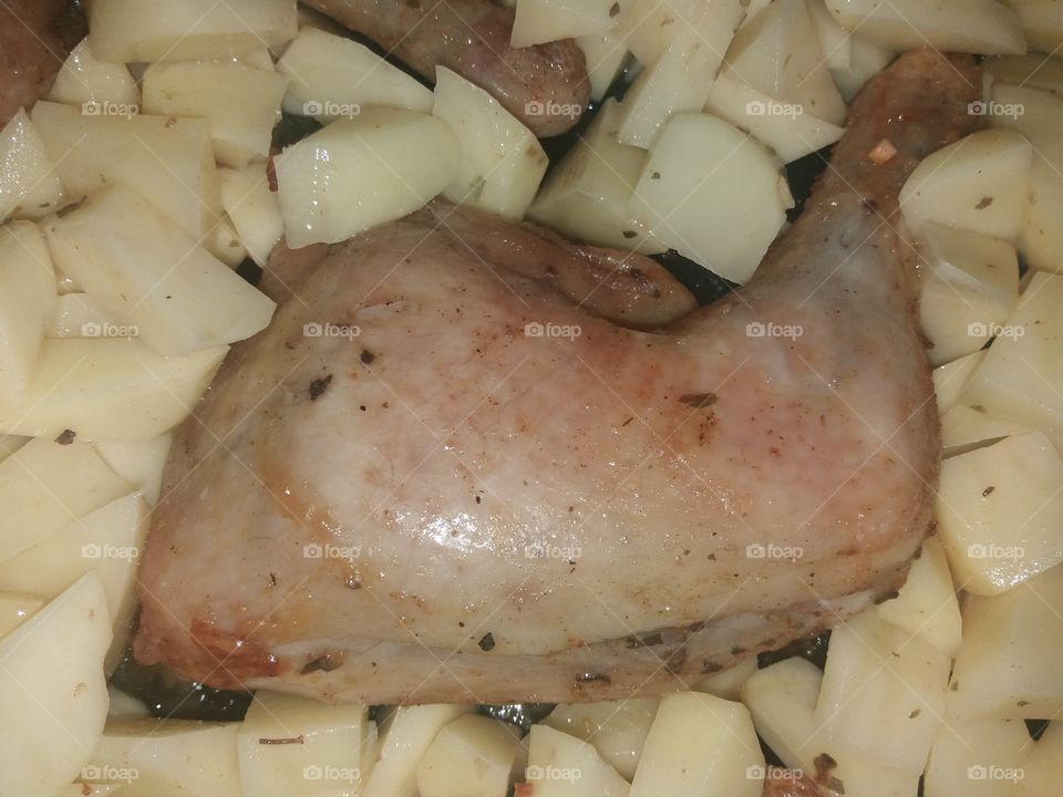 chicken thigh with potatoes