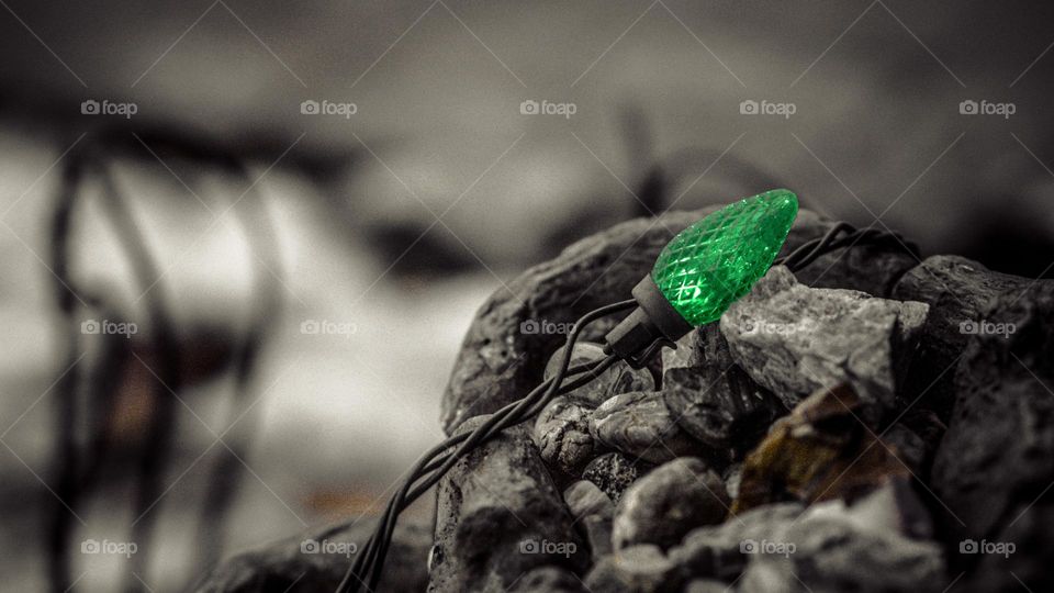 Green light and monotone stone.