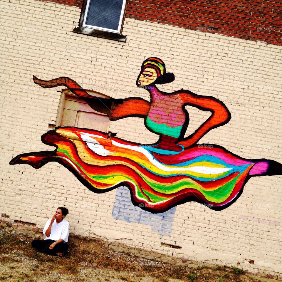 woman grafitti mural ohio by detrichpix