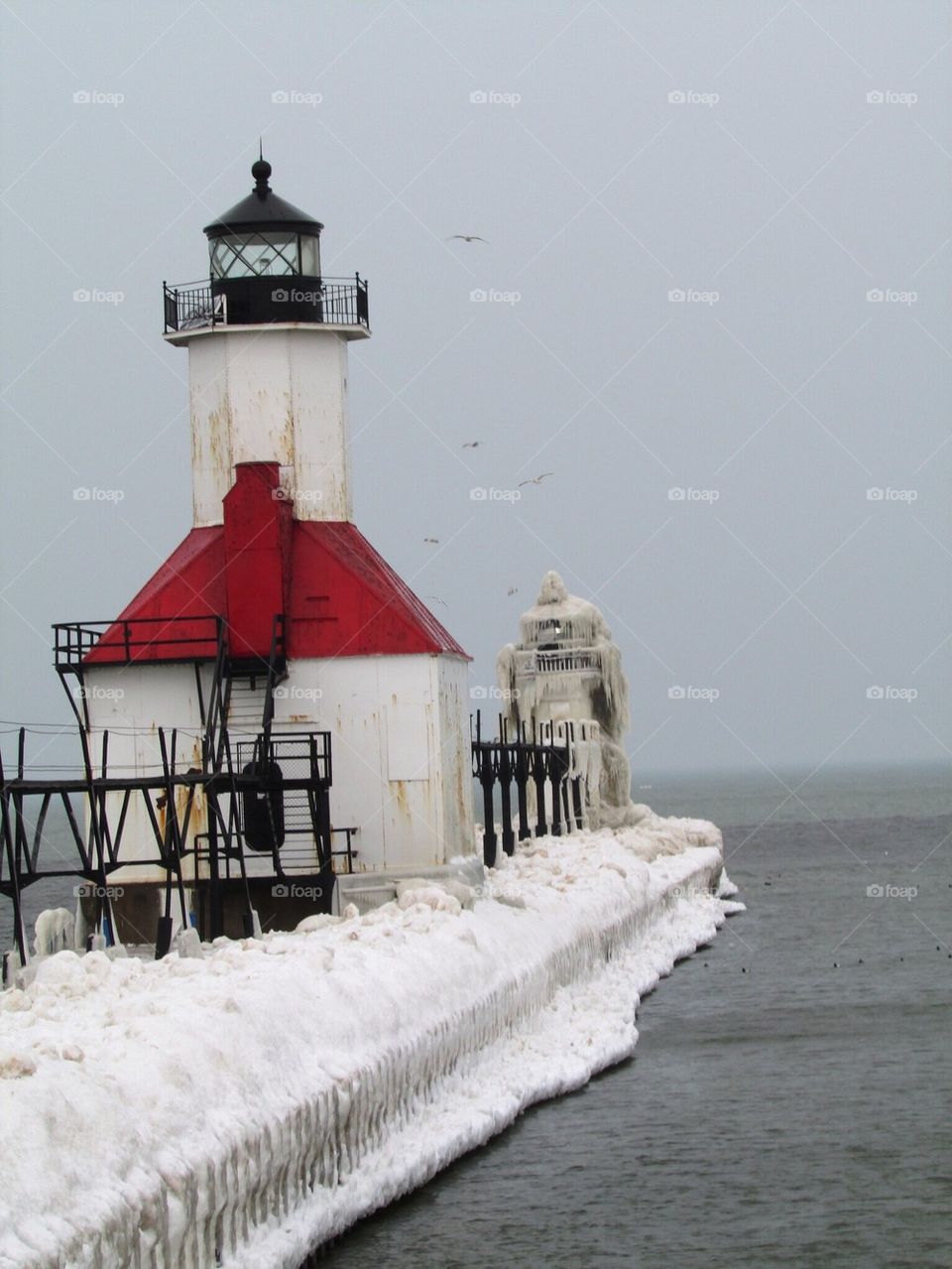 Frozen pier 