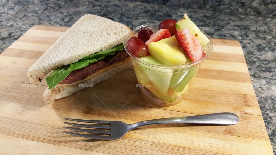 Sandwich and fruit cup