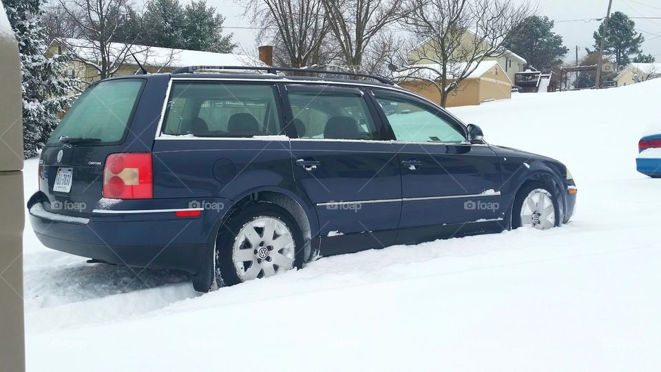 Volkswagen Passat 4motion is at home in the snow