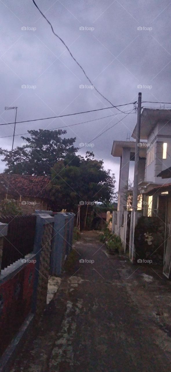 The atmosphere before sunset in the village