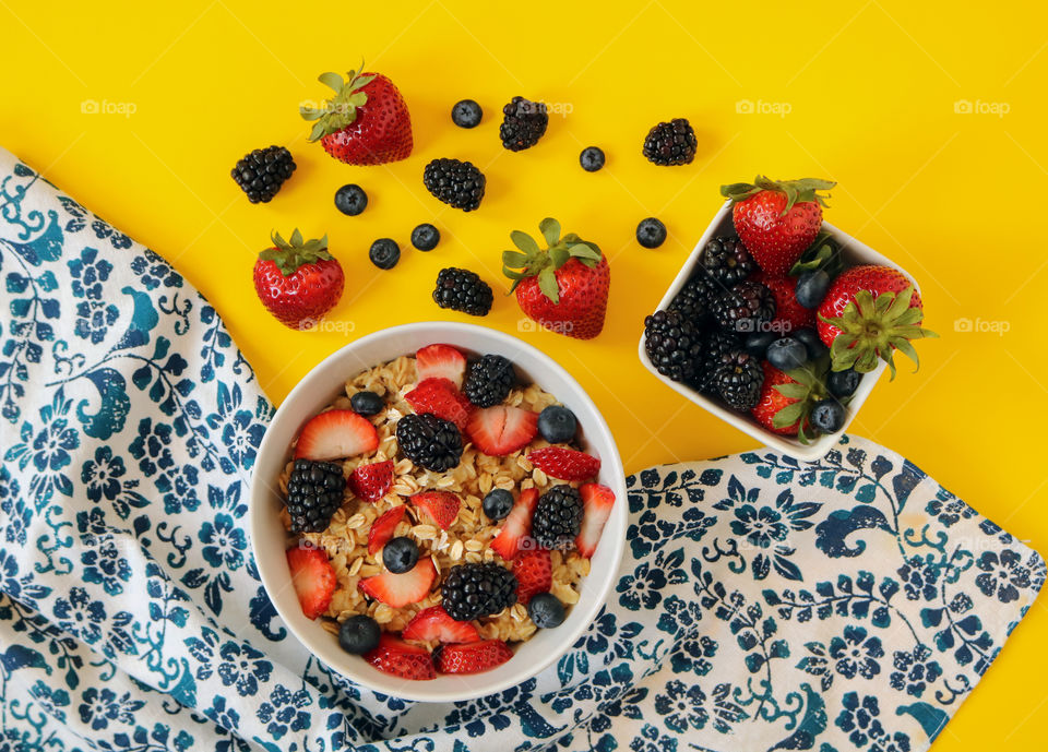 Oatmeal and Fruits