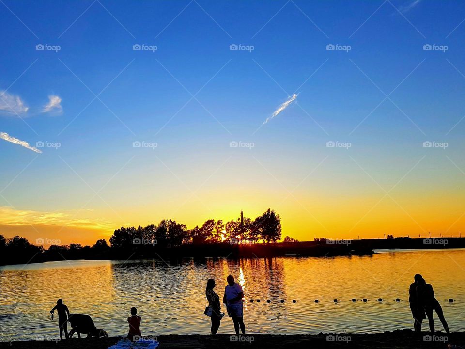 sunset at Ghioroc lake