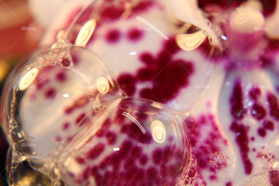 The world of bubbles & marbles 