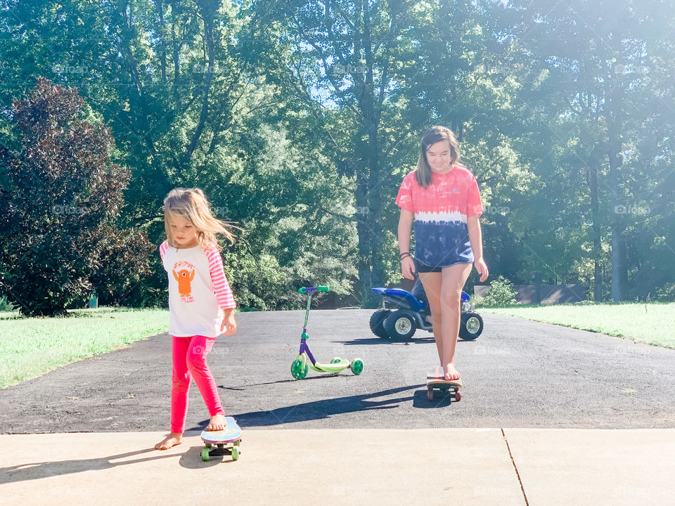 Skateboarding buddies 