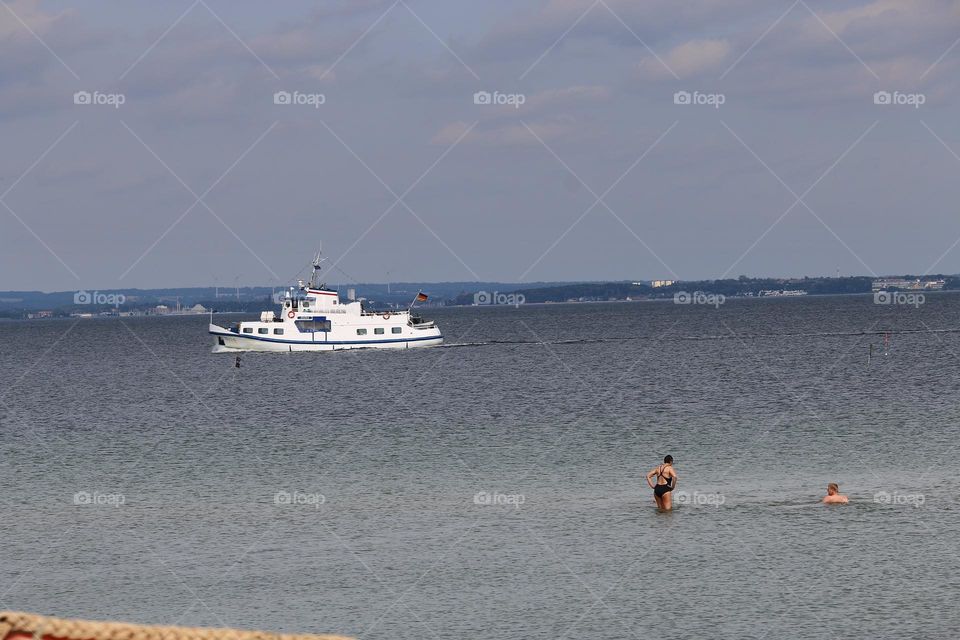 a light breeze and cooling off in the sea