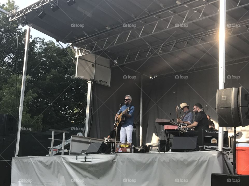 Lee Watson at Riverfest Elora 2017